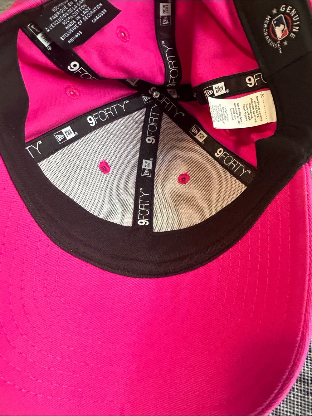 New Era New York Yankees Pink Strapback Cap 9forty Youth Child Adjustable 940 - Picture 11 of 14